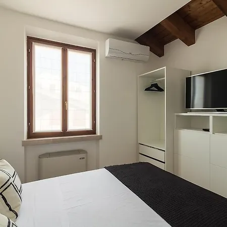 Apartamento Attic View Pool And Garage *