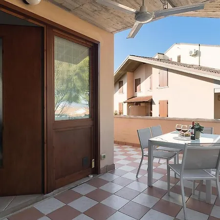 Apartamento Attic View Pool And Garage